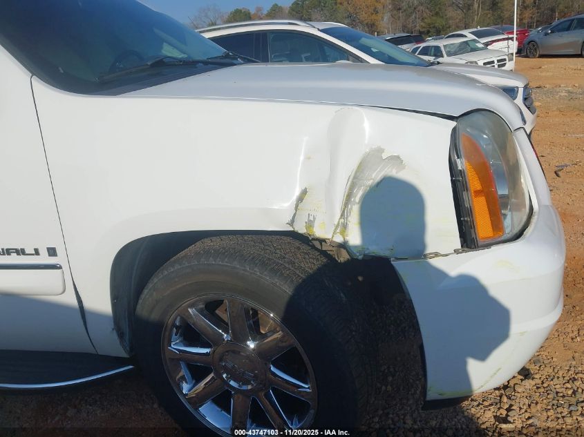 2008 GMC Yukon Denali VIN: 1GKFK63828J244915 Lot: 43747103