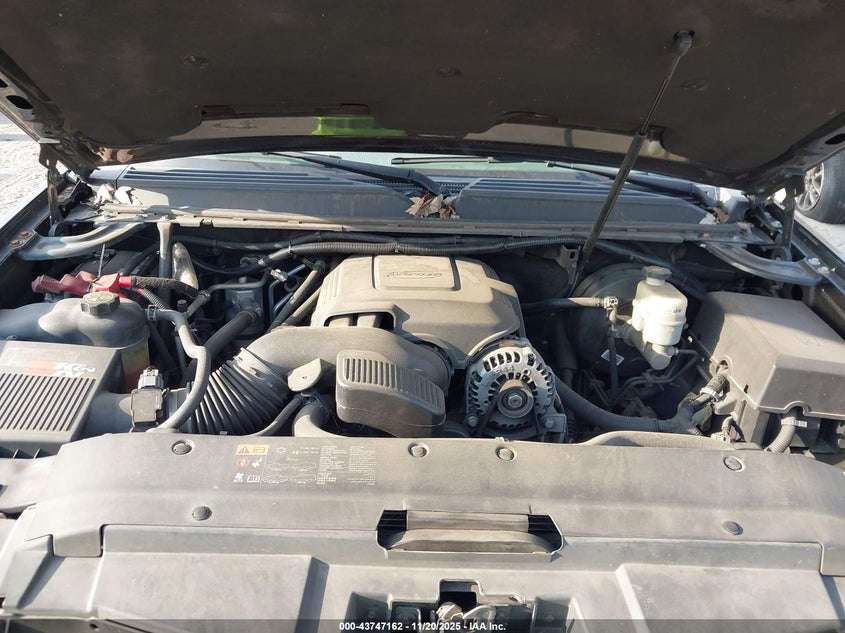 2013 Chevrolet Tahoe Ltz VIN: 1GNSCCE04DR373688 Lot: 43747162