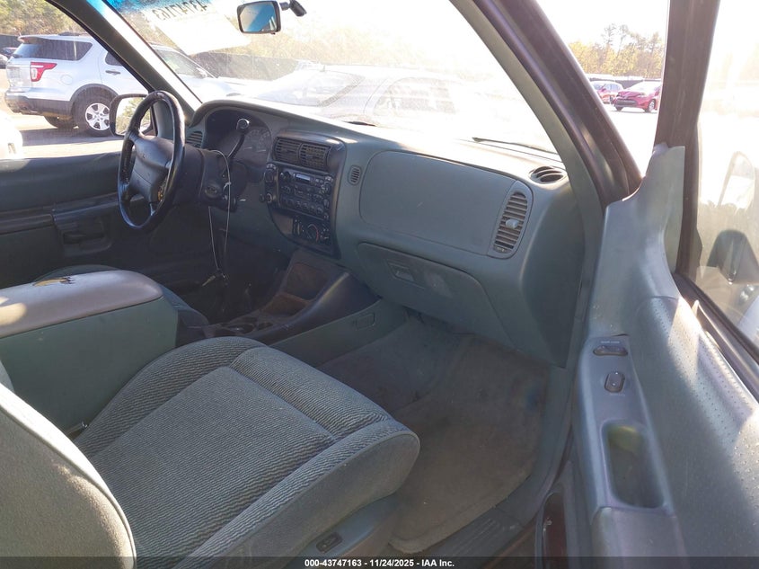 1FMDU24E0VUB40858 1997 FORD EXPLORER photo no. 5