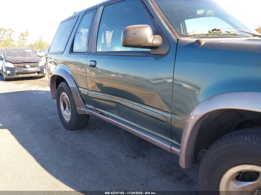 1FMDU24E0VUB40858 1997 FORD EXPLORER photo no. 6