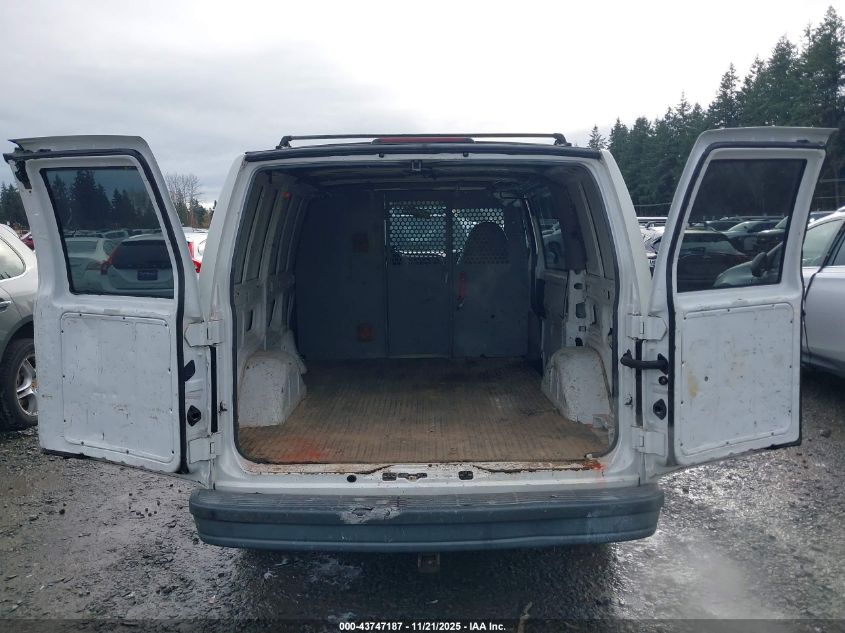 2002 Chevrolet Astro VIN: 1GCDM19X52B121089 Lot: 43747187