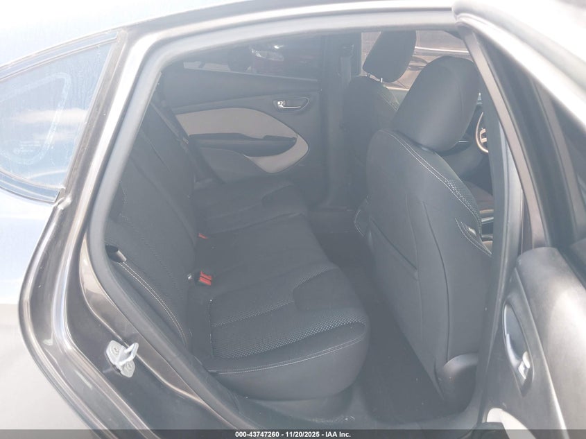 2015 Dodge Dart Sxt VIN: 1C3CDFBB4FD132364 Lot: 43747260