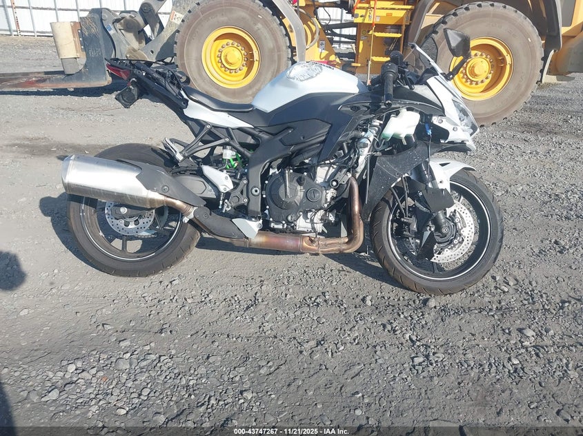 2025 Kawasaki Zx400 P VIN: ML5ZXCP19SDA41343 Lot: 43747267