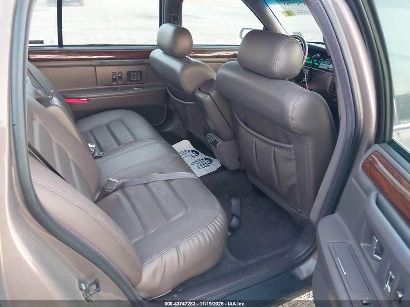 1995 Cadillac Deville VIN: 1G6KD52B1SU213675 Lot: 43747283