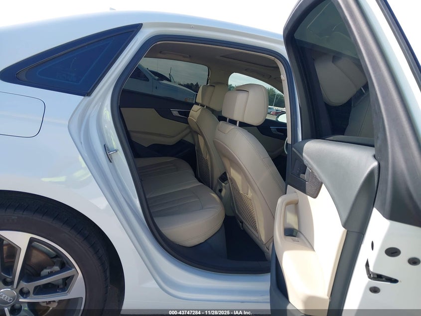 2019 Audi A4 40 Premium/40 Titanium Premium VIN: WAUGMAF47KA112873 Lot: 43747284