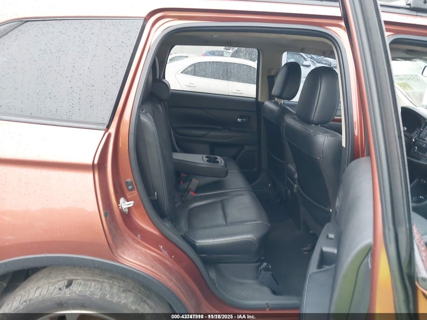 2015 Mitsubishi Outlander Se VIN: JA4AD3A31FZ004012 Lot: 43747310