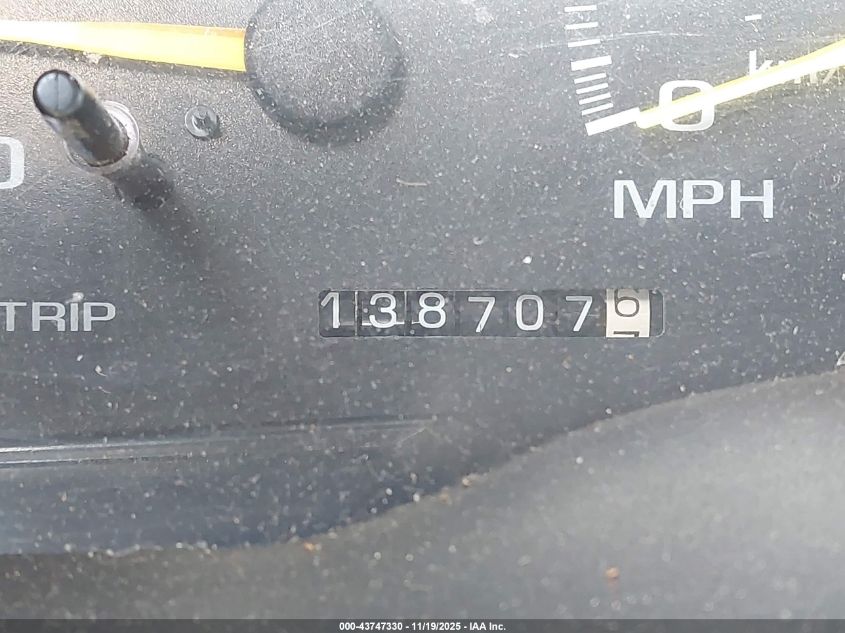 1999 Chevrolet Suburban 1500 Lt VIN: 3GNFK16RXXG167494 Lot: 43747330