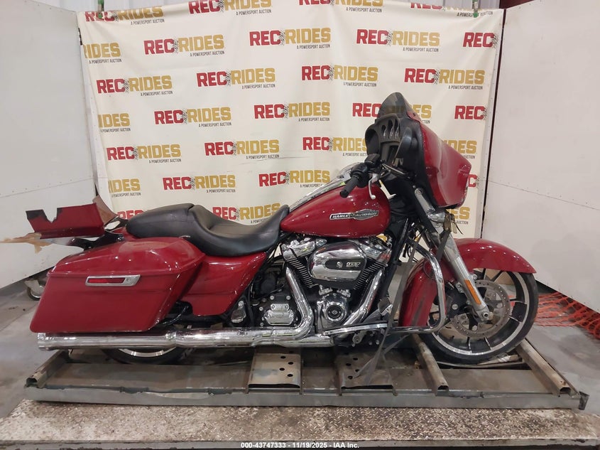 2021 Harley-Davidson Flhx VIN: 1HD1KBC19MB633796 Lot: 43747333