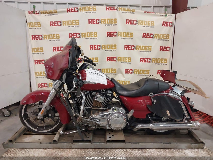 2021 Harley-Davidson Flhx VIN: 1HD1KBC19MB633796 Lot: 43747333