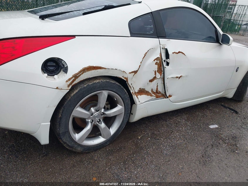 2008 Nissan 350Z VIN: JN1BZ34D98M705626 Lot: 43747337