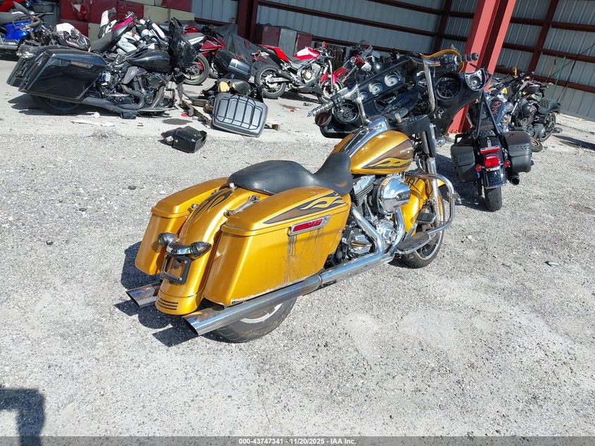 1HD1KBM15GB661081 2016 HARLEY-DAVIDSON STREET GLIDE photo no. 4