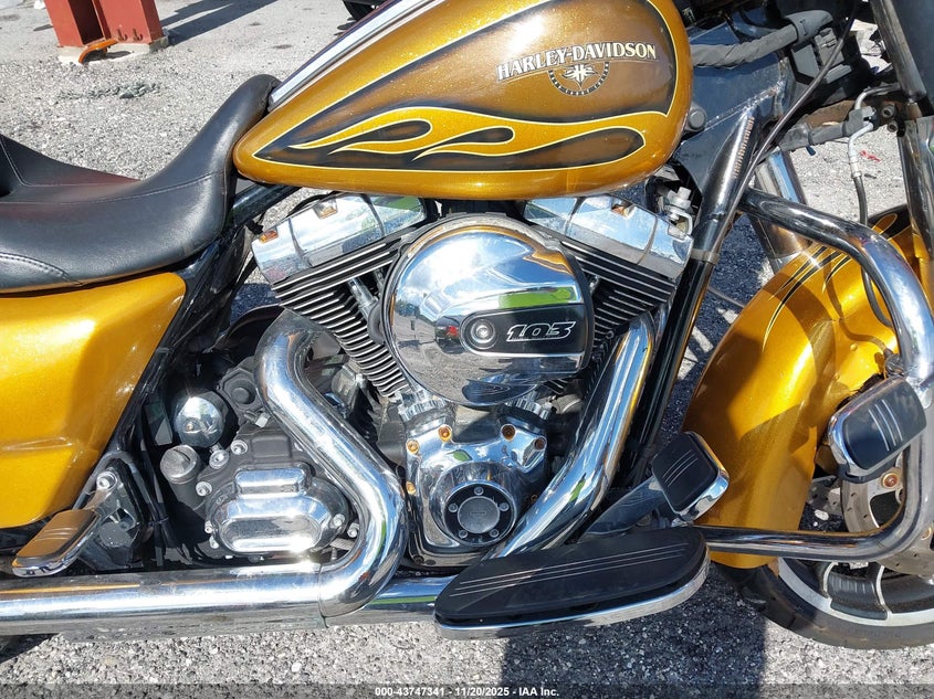 2016 Harley-Davidson Flhx Street Glide VIN: 1HD1KBM15GB661081 Lot: 43747341