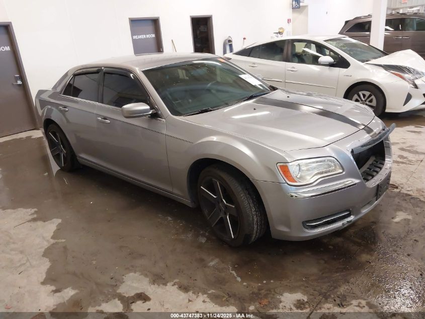 CHRYSLER 300
