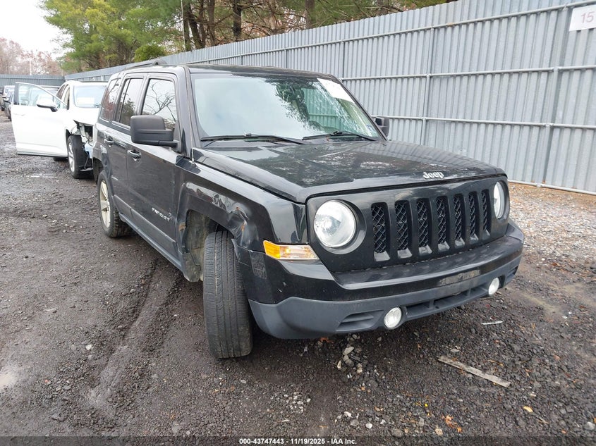 JEEP PATRIOT LATITUDE FWD
