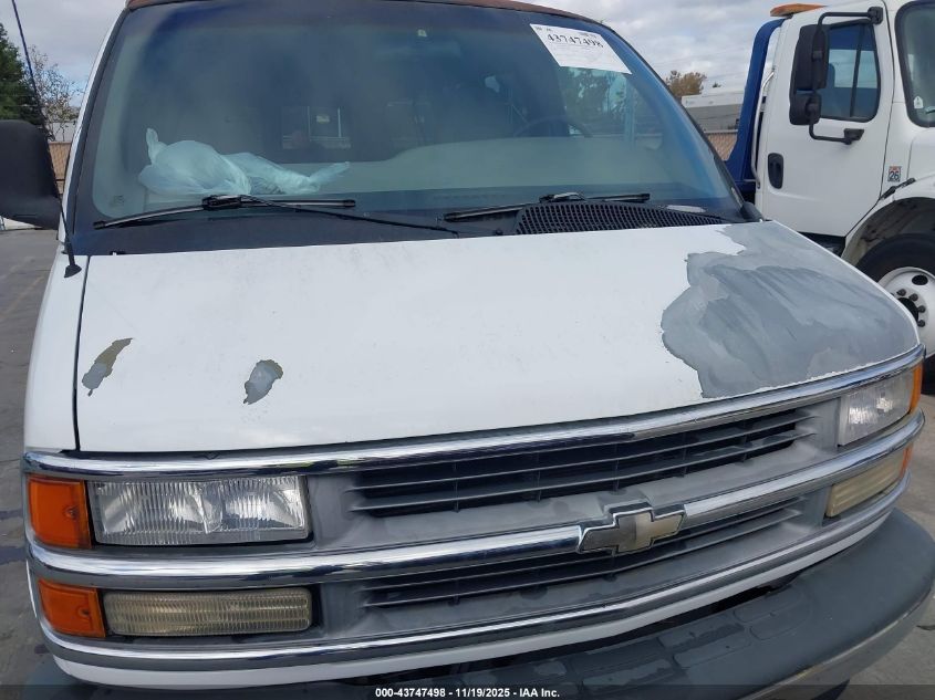 2001 Chevrolet Express VIN: 1GAHG39R511143886 Lot: 43747498