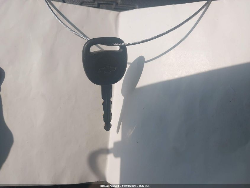 2000 Chevrolet Silverado 1500 Lt VIN: 2GCEC19T8Y1403787 Lot: 43747501