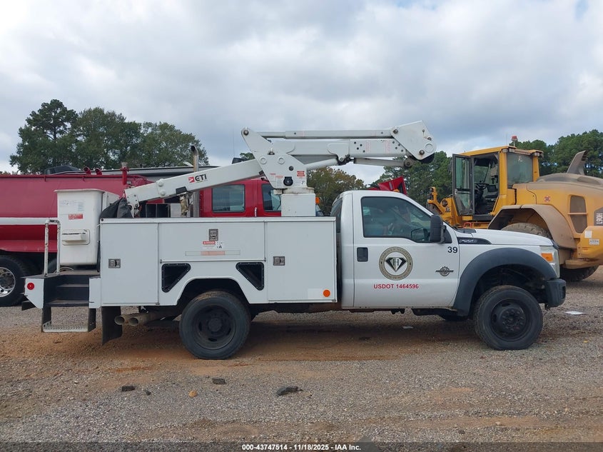 2015 Ford F-550 Chassis Xl VIN: 1FDUF5HT3FED58048 Lot: 43747514