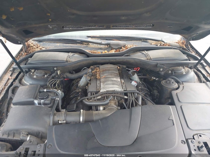 2003 BMW 745Li VIN: WBAGN63433DS43703 Lot: 43747543