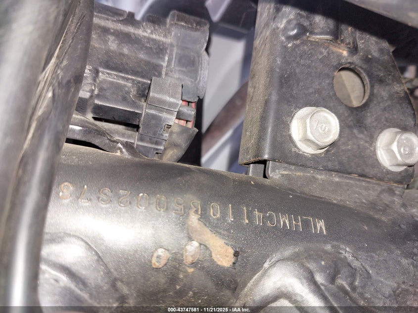 2011 Honda Cbr250 R VIN: MLHMC4110B5002373 Lot: 43747581