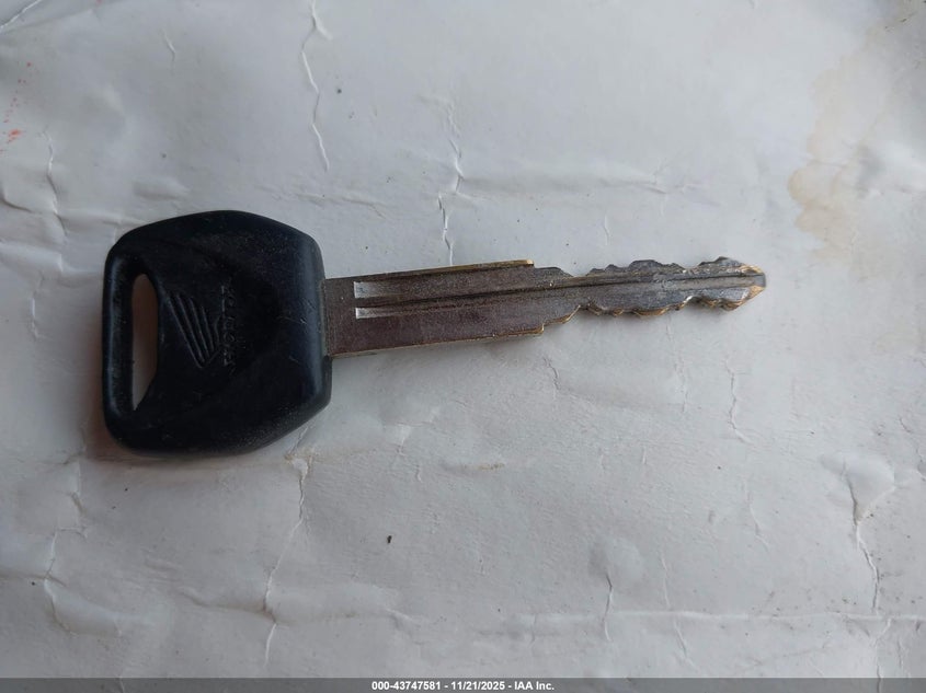 2011 Honda Cbr250 R VIN: MLHMC4110B5002373 Lot: 43747581