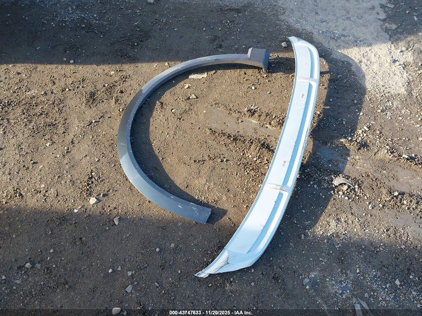 2019 Audi E-Tron Premium Plus VIN: WA1VAAGE9KB016984 Lot: 43747633