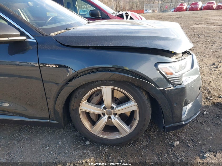 2019 Audi E-Tron Premium Plus VIN: WA1VAAGE9KB016984 Lot: 43747633