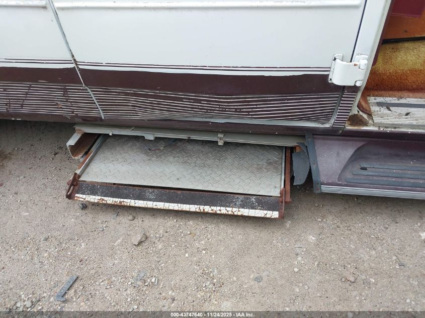 1990 GMC Rally Wagon / Van G2500 VIN: 1GDEG25K2L7502829 Lot: 43747640