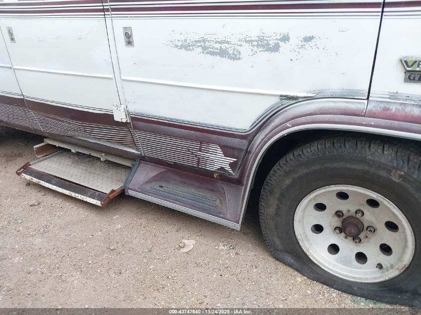 1990 GMC Rally Wagon / Van G2500 VIN: 1GDEG25K2L7502829 Lot: 43747640