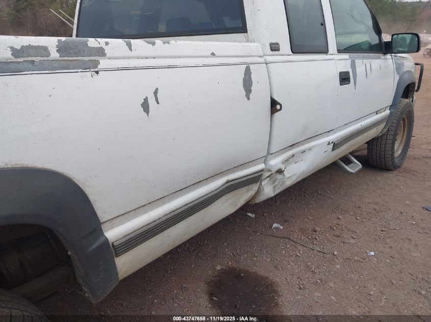 1995 Chevrolet Gmt-400 K2500 VIN: 1GCGK29K8SE118991 Lot: 43747658
