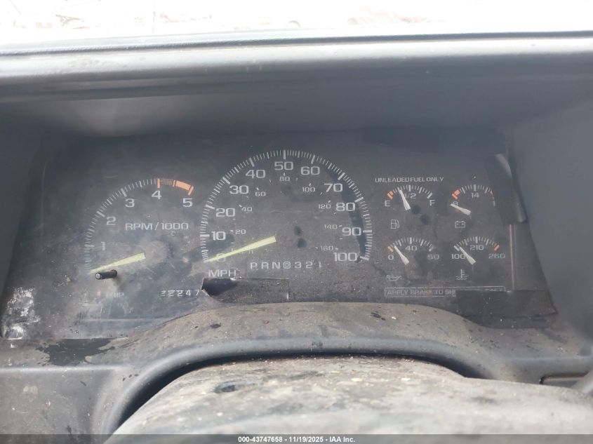 1995 Chevrolet Gmt-400 K2500 VIN: 1GCGK29K8SE118991 Lot: 43747658