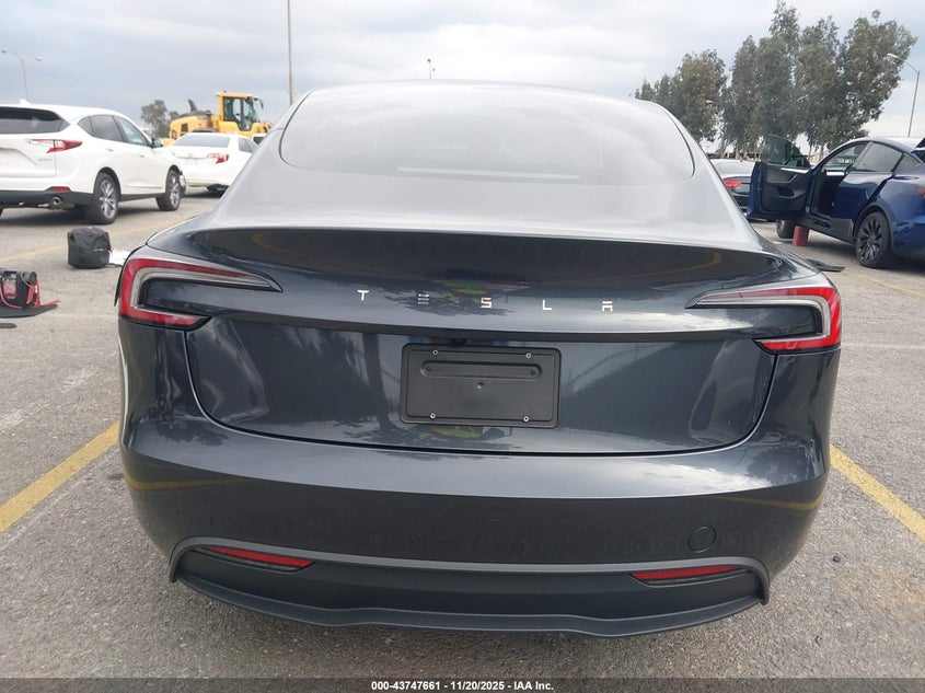 2025 Tesla Model 3 Long Range Rear-Wheel Drive/Standard VIN: 5YJ3E1EA6SF972339 Lot: 43747661