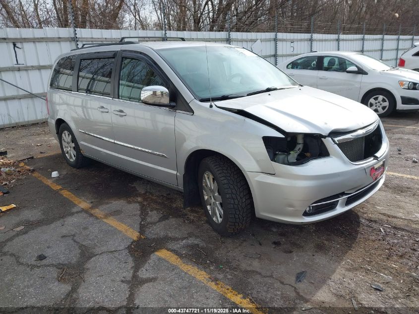 CHRYSLER TOWN & COUNTRY TOURING-L