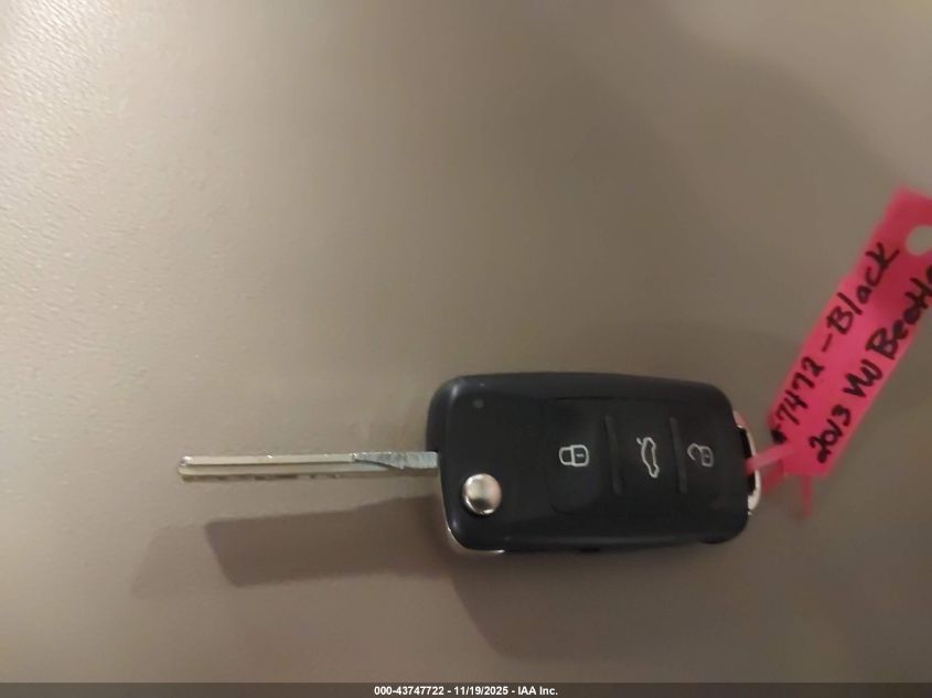 2013 Volkswagen Beetle 2.0L Tdi VIN: 3VWJL7AT9DM657599 Lot: 43747722