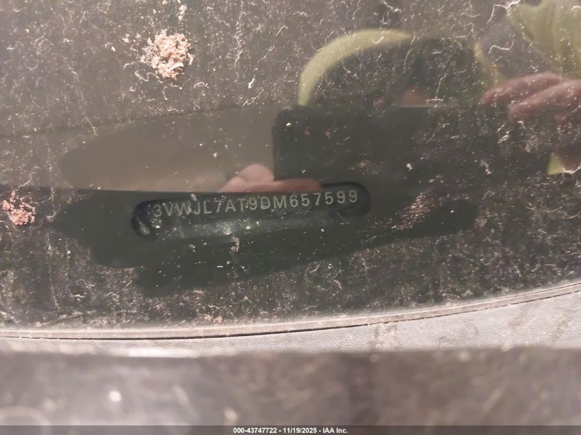 2013 Volkswagen Beetle 2.0L Tdi VIN: 3VWJL7AT9DM657599 Lot: 43747722
