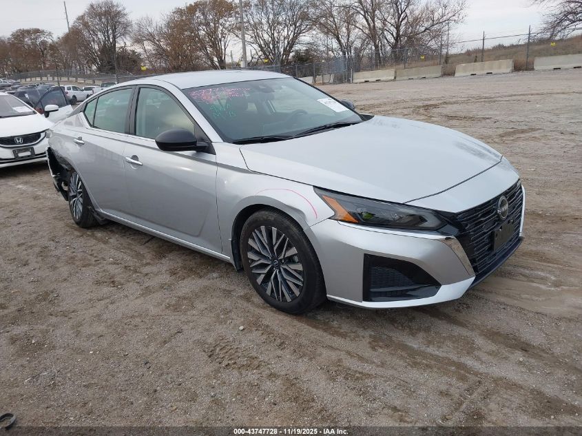 NISSAN ALTIMA SV FWD