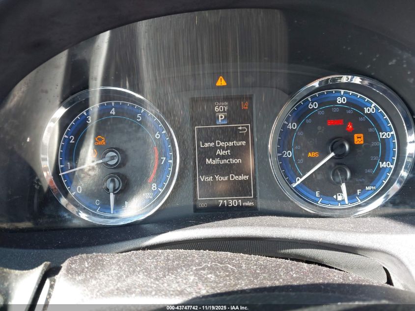 2019 Toyota Corolla Se VIN: 2T1BURHE6KC126227 Lot: 43747742