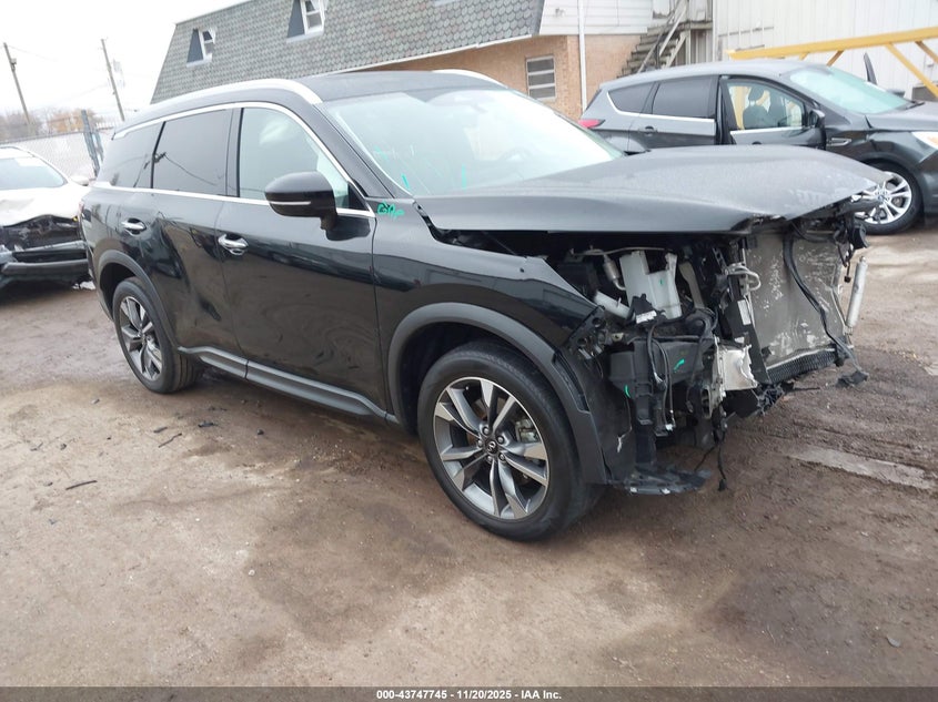 INFINITI QX60 LUXE AWD