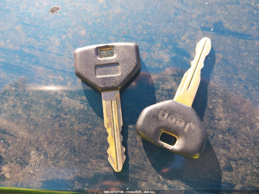 1995 Jeep Cherokee Sport VIN: 1J4FJ68S3SL618859 Lot: 43747748