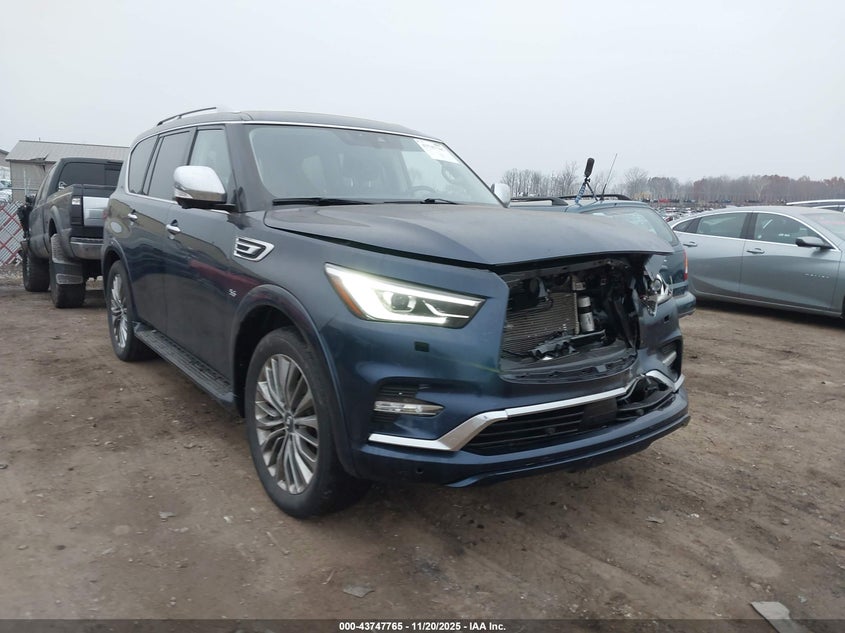 INFINITI QX80 LIMITED/LUXE