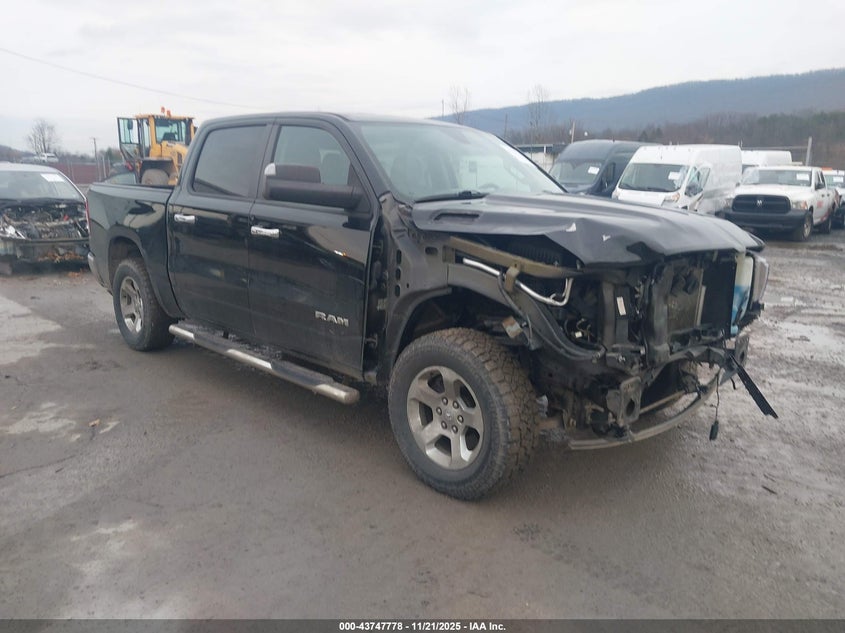 RAM 1500 TRADESMAN 4X4 5 7 BOX