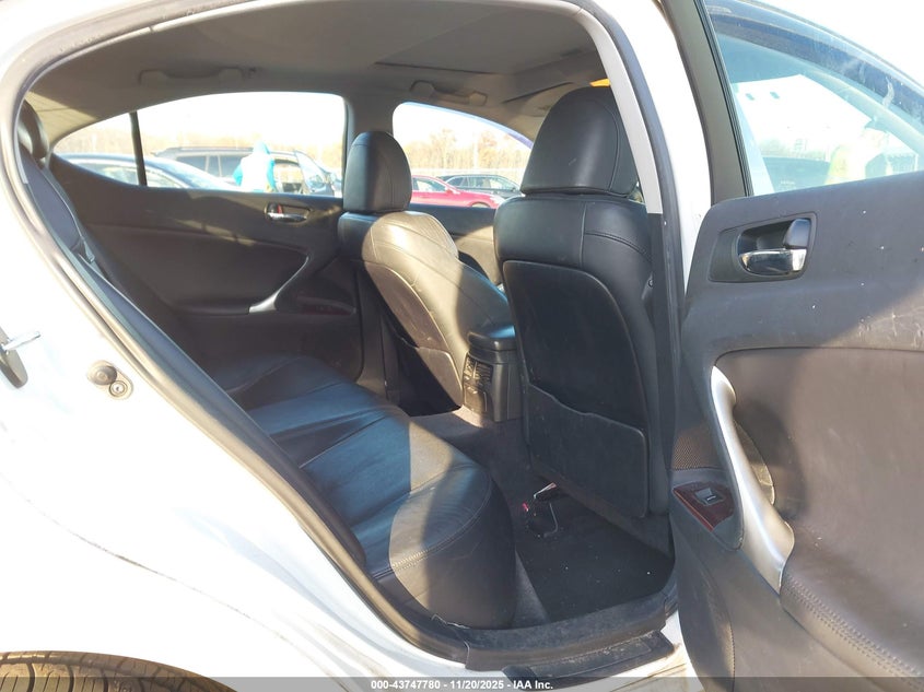 2007 Lexus Is 250 VIN: JTHCK262672018110 Lot: 43747780