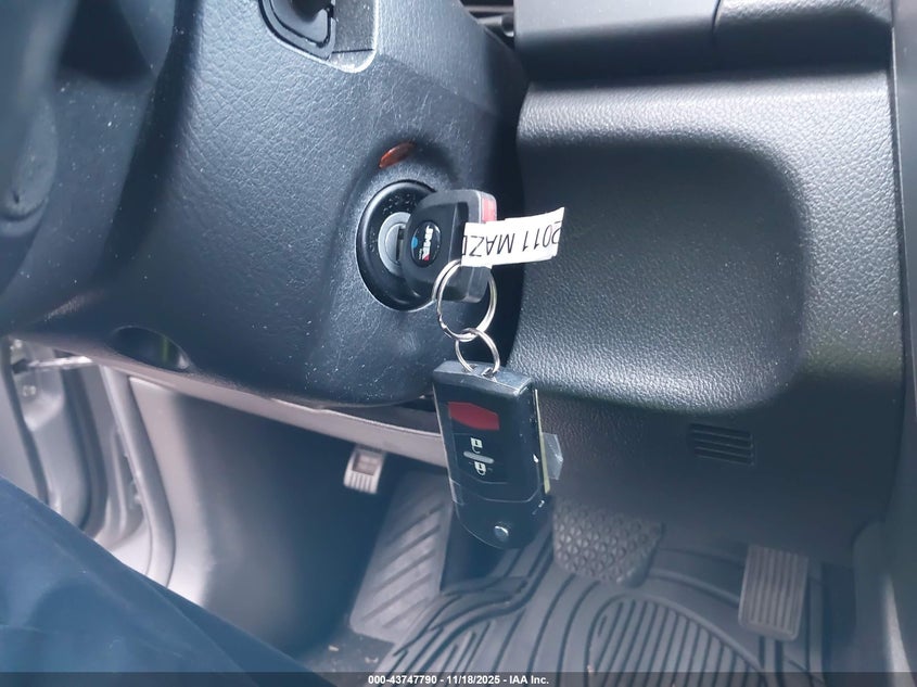 2011 Mazda Cx-7 I Sport VIN: JM3ER2BM1B0366194 Lot: 43747790