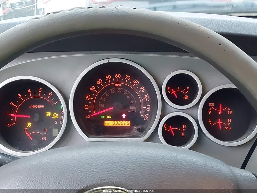 2008 Toyota Sequoia Sr5 5.7L V8 VIN: 5TDBY64A68S016588 Lot: 43747803