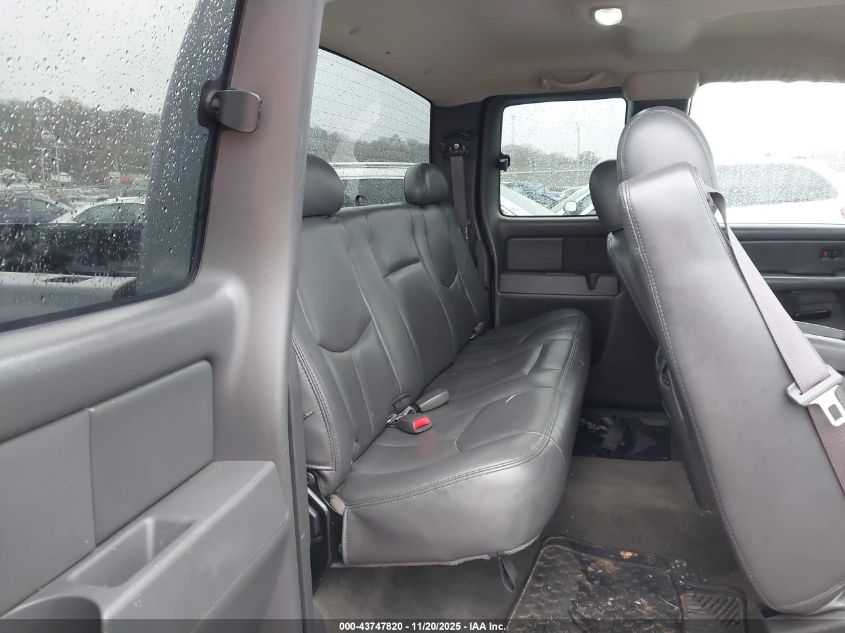 2005 Chevrolet Silverado 1500 Z71 VIN: 1GCEK19Z35Z250469 Lot: 43747820