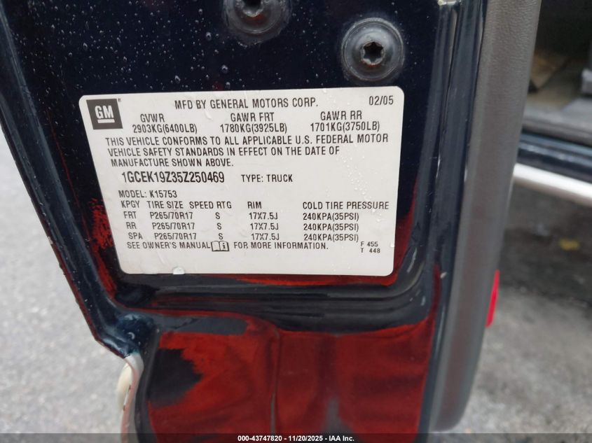2005 Chevrolet Silverado 1500 Z71 VIN: 1GCEK19Z35Z250469 Lot: 43747820