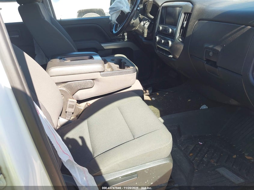 3GCUKREC9JG352381 2018 CHEVROLET SILVERADO photo no. 5