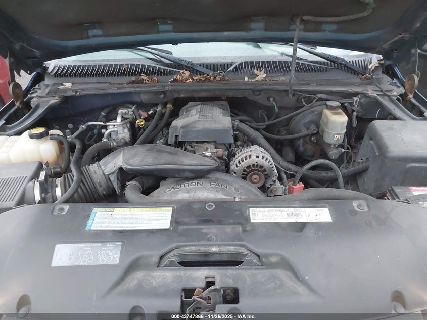 1GNEK13T8YJ111341 2000 CHEVROLET TAHOE photo no. 10