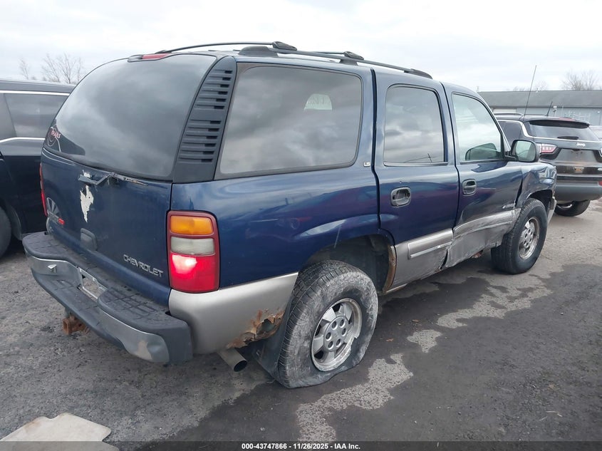 1GNEK13T8YJ111341 2000 CHEVROLET TAHOE photo no. 4