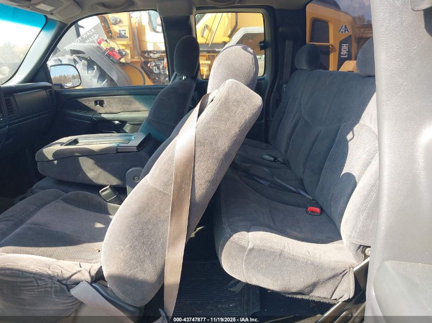 2001 Chevrolet Silverado 1500 Ls VIN: 2GCEC19T711140102 Lot: 43747877