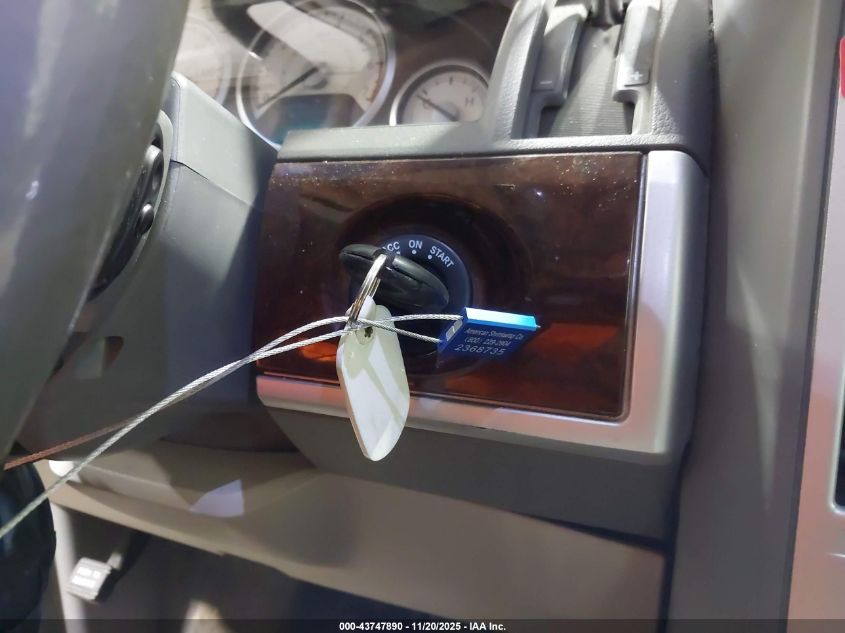 2009 Chrysler Town & Country Touring VIN: 2A8HR54X89R675197 Lot: 43747890